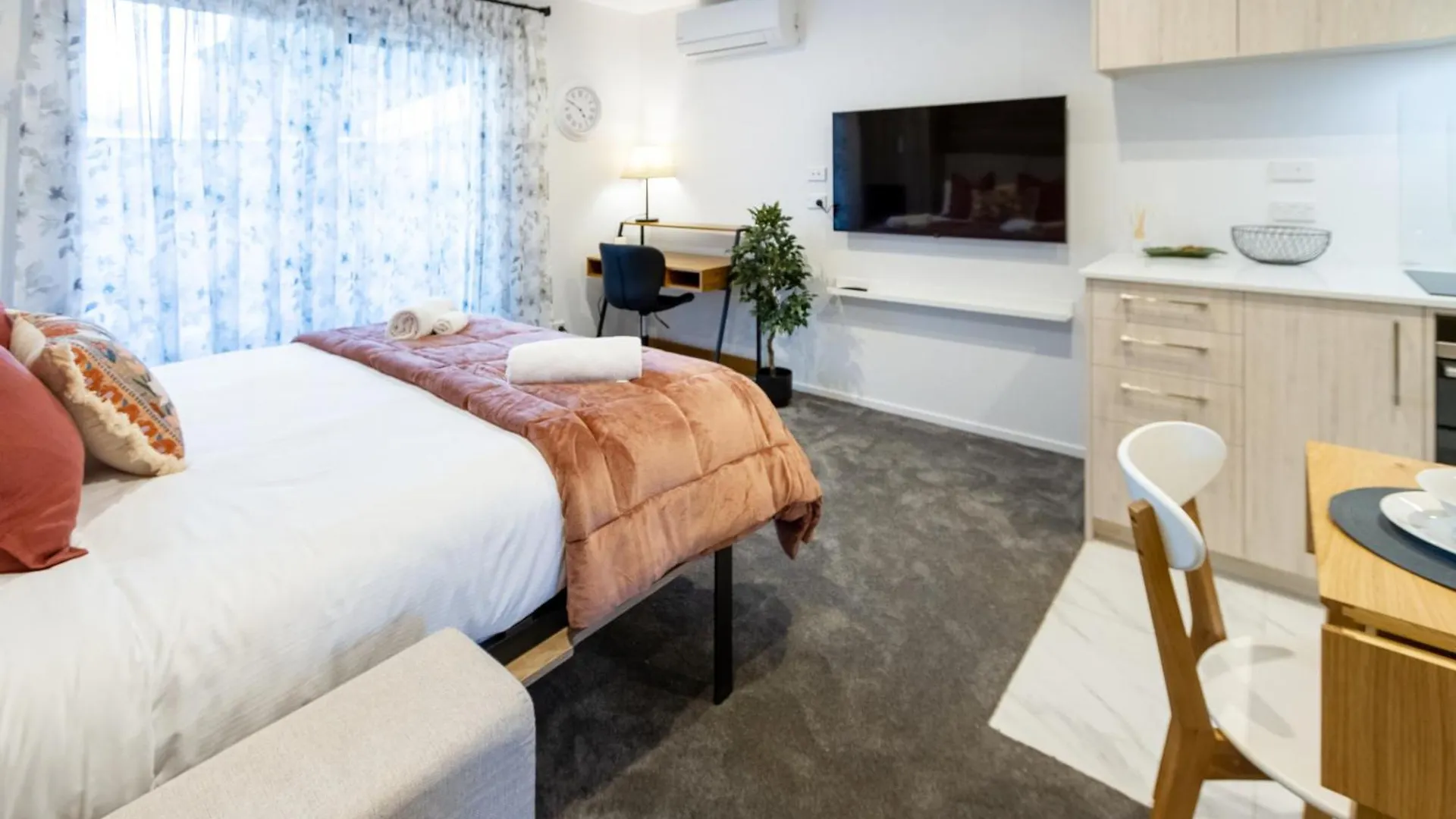 Ground Floor Studio - Wilmer Street, Office Space Christchurch Yeni Zelanda